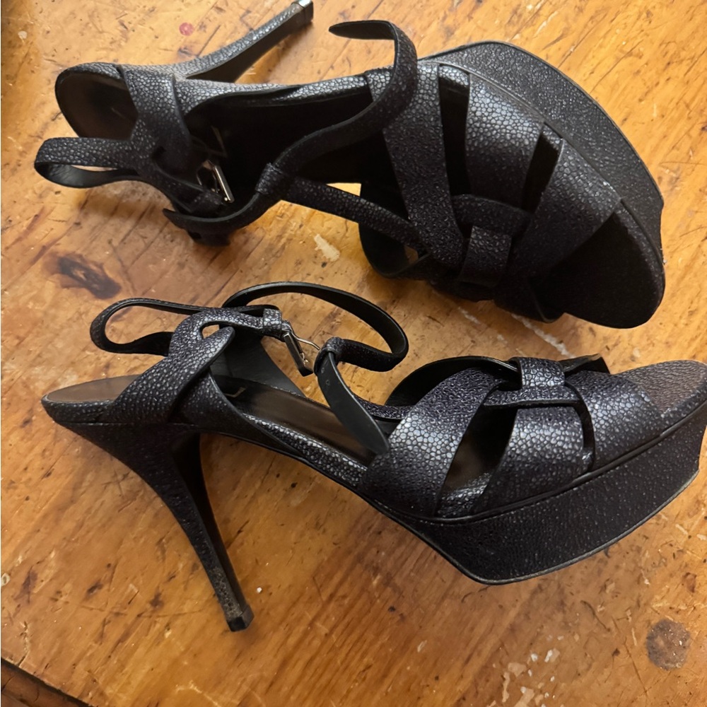 YSL Saint Laurent Tribute Black Grained Leather Platform High Heel Sandals - Picture 3 of 10